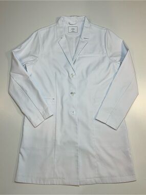 FIGS White Technical Women’s Lab Coat Blazer Style Pocket